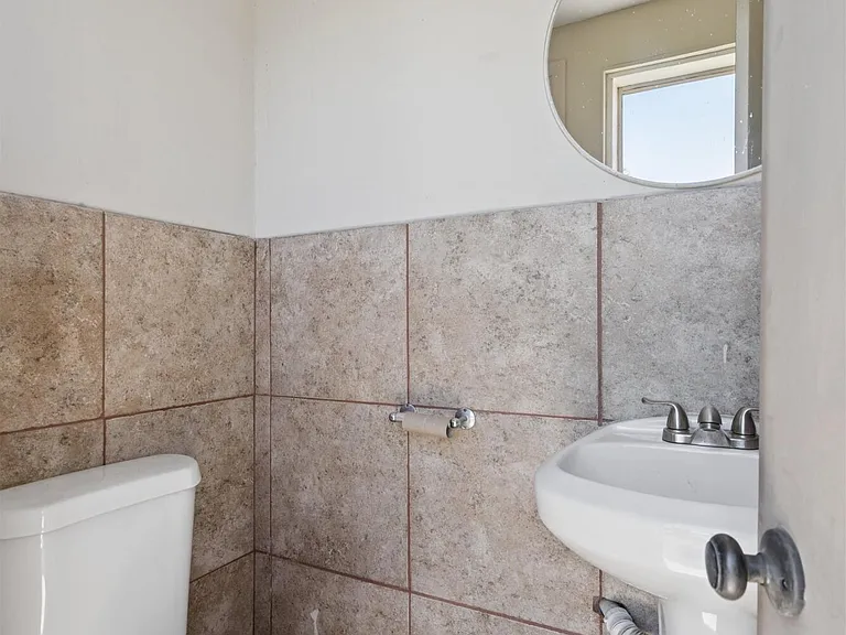 3615 S Margo Dr — Photo 30