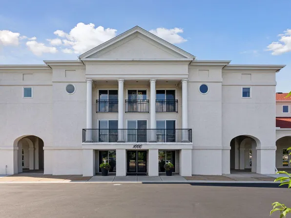 1666 Coffman St APT 127, Falcon Heights, MN 55108
