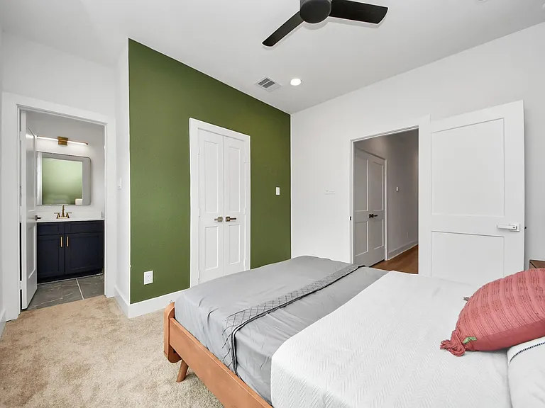 2426 Ella Blvd — Photo 24