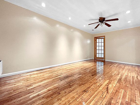 3rd image of 610 E 79th St #1