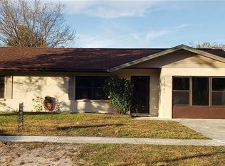 39501 8th Ave, Zephyrhills, FL 33542
