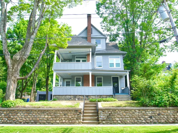 10 Fleming Street, Waterbury, CT 06710