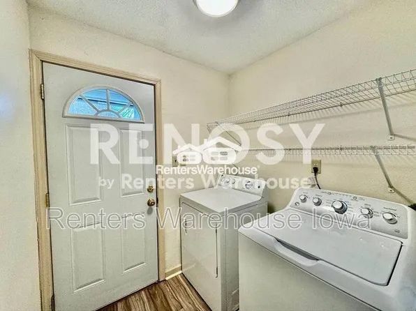 703 Prairie St, Adel, IA 50003