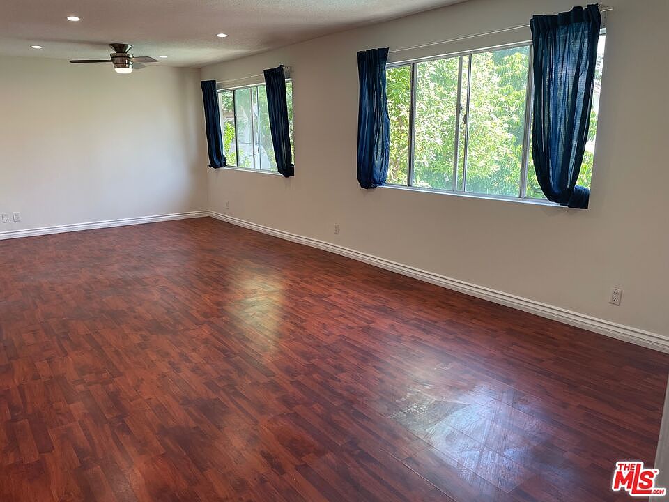 1st image of 18601 Collins St APT D31