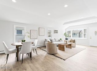 51 Krueger Pl, Middletown, NJ 07748