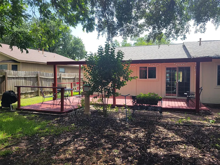 1714 Goodson Ln — Photo 22