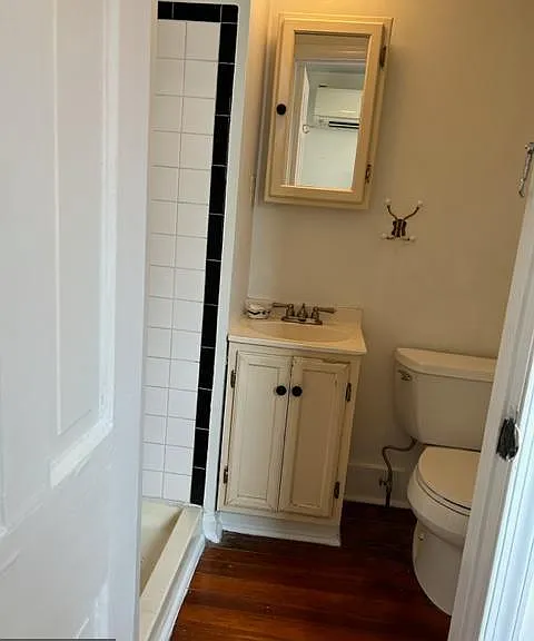 510 N Market St — Photo 16