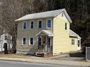 208 Center St, Ellenville, NY 12428