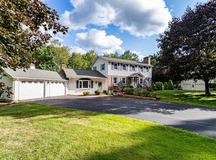 13 Dattillo Rd, Derry, NH 03038