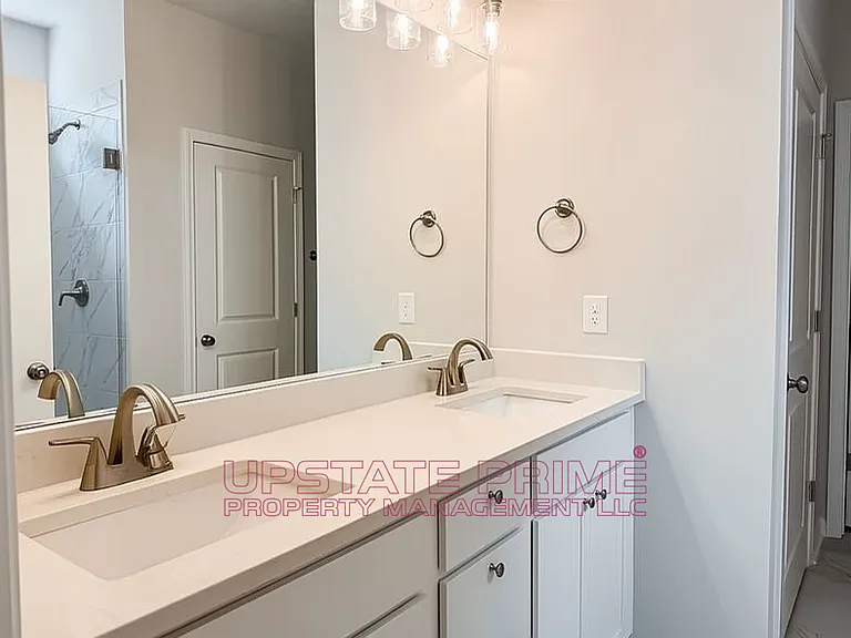 610 Poinsett Bridge Way — Photo 10