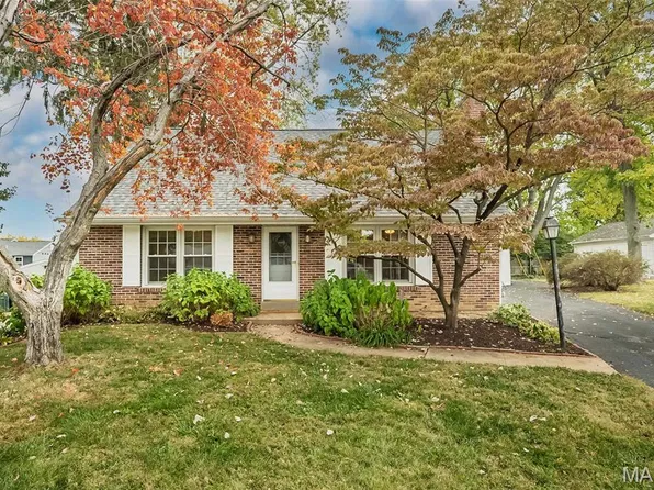 722 Chippendale Ct, Saint Louis, MO 63122