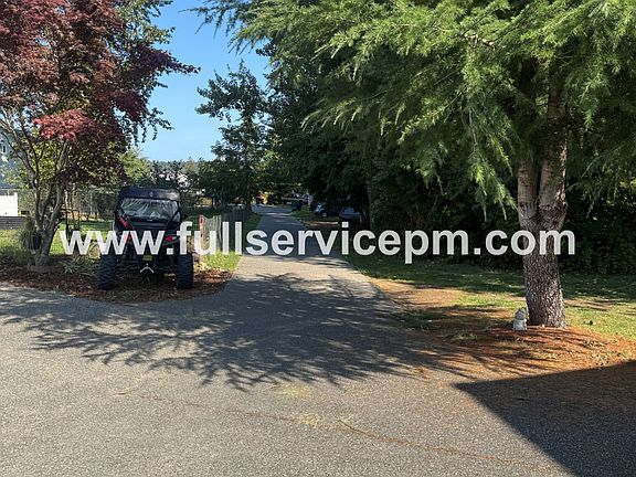 4th image of 5326 119th St NE #B