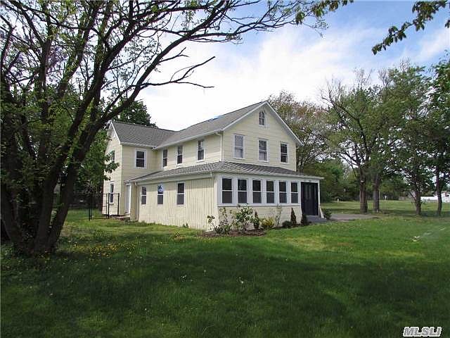 1st image of 566 Wantagh Ave
