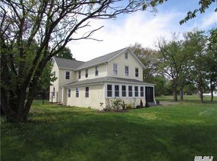 566 Wantagh Ave, Levittown, NY 11756