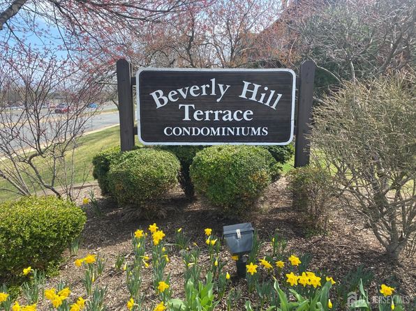 112 Beverly Hill Ter #H, Woodbridge, NJ 07095