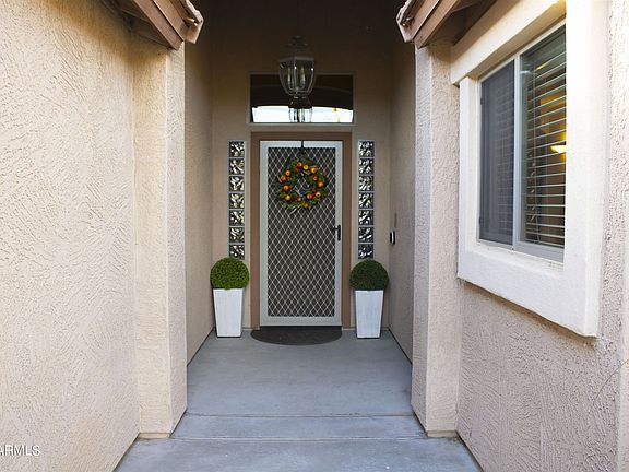 4th image of 2557 E Quiet Hollow Ln