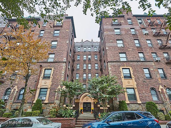 2nd image of 215 Hart Blvd APT 2b