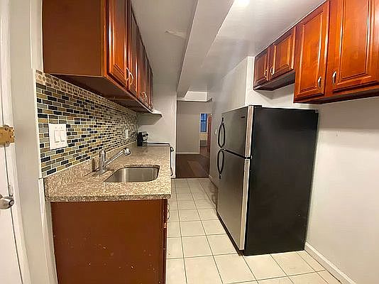 2nd image of 510 W 171st St #3