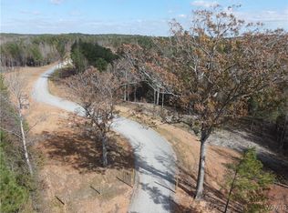 6 Cedar Ridge Dr, Northport, AL 35475