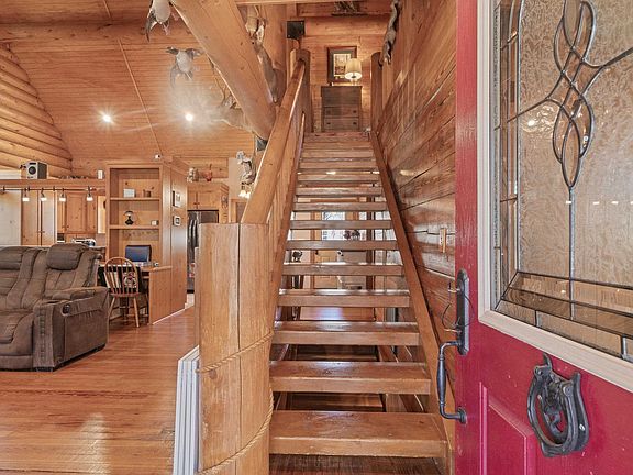 12th image of this home