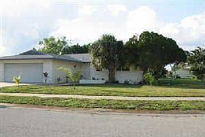 1st image of 879 Hofstra Dr