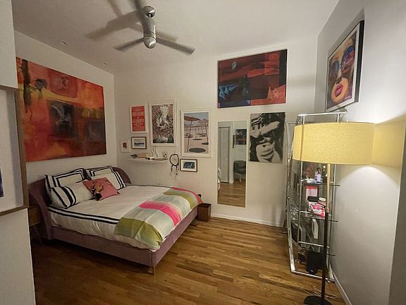 5th image of 11 Vestry St APT 2