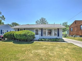 39 E Carroll Dr, Decatur, IL 62521
