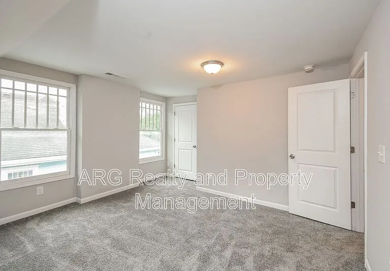 393 Atwood St SW — Photo 13