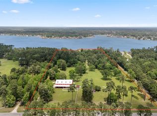 15126 Walden Rd, Montgomery, TX 77356