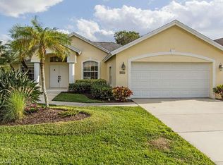 832 Mount Hood Ct, Naples, FL 34104