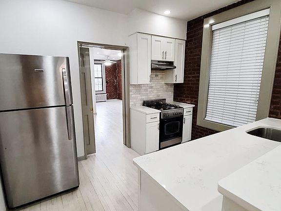 3rd image of 32-64 41st St #2EE