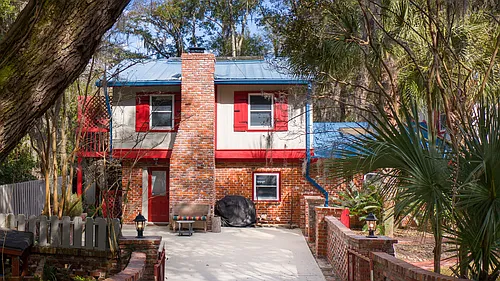 9 Simmons Rd #B Photo 1 9 Simmons Rd #B Photo 1