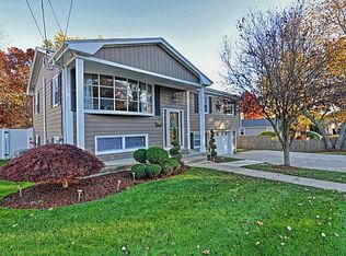 74 Moorland Ave, East Providence, RI 02914