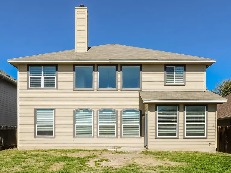 539 W Metcalfe St — Photo 20