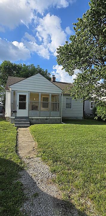 1st image of 612 W Cottom Ave