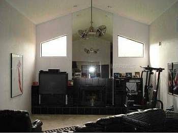 5th image of 25625 Oaks Blvd