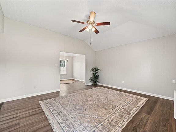 4th image of 5909 Cottage Hill Dr