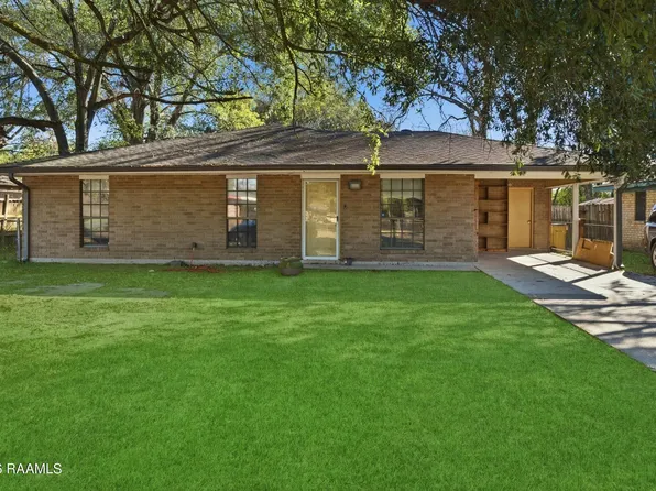 304 Rampart St, Carencro, LA 70520