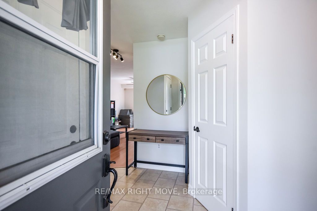 142 Julia Cres, Orillia, ON - View 4