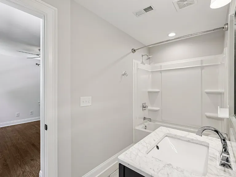 725 N 2nd St — Photo 52