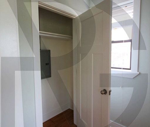 4th image of 4546 N Damen Ave #4546214