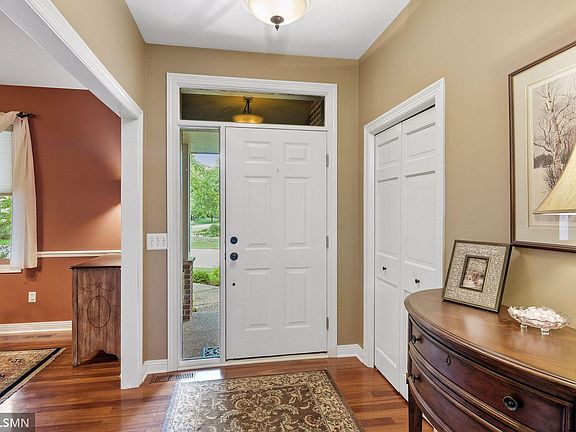 5th image of 1104 Wildwood Way