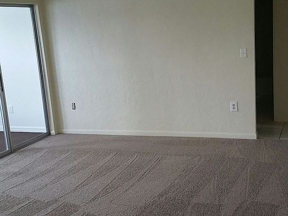 3rd image of 19202 Sandalwood Dr