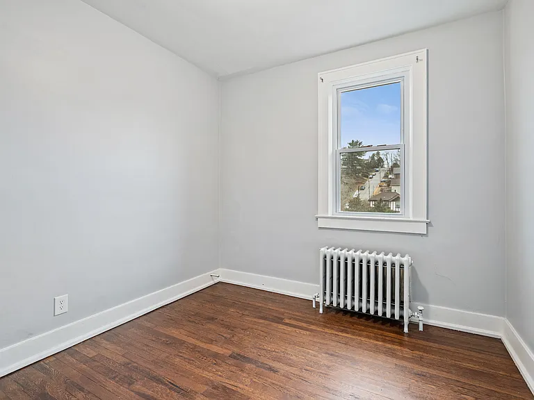139 Sumner Ave — Photo 22