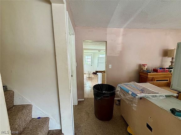 5th image of 37454 Euclid Ave