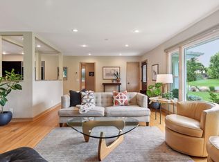 341 Burntside Dr, Golden Valley, MN 55422