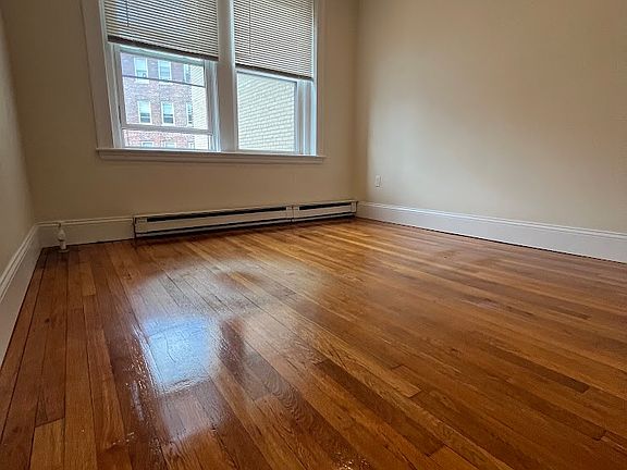 5th image of 75 Park Dr #11