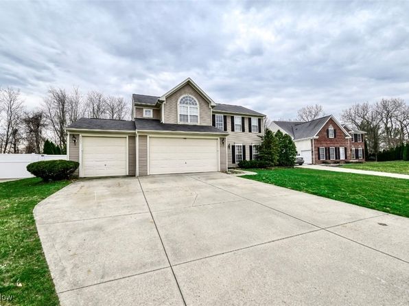 4504 Vista Cir, Kent, OH 44240