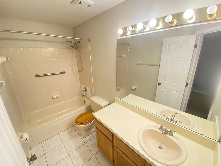 1141 Exceller Ct #103 — Photo 7
