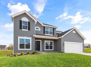 709 Crested Point Dr, Eureka, MO 63025